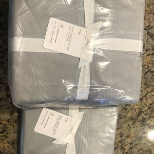 NWT Pottery Barn sheets: King